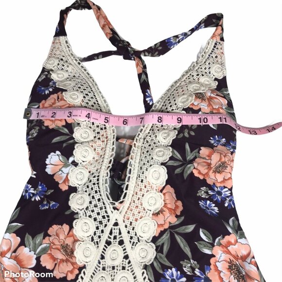 Kona Sol Womens Size Small Swimsuit One Piece Lace Trim Black Multi Floral New - Picture 8 of 11